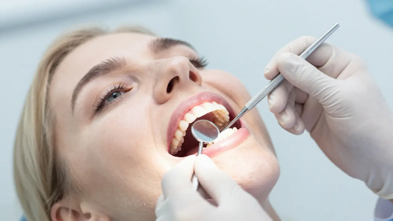 Jak se připravit na celokeramické fazety: Kompletní průvodce před behandlením